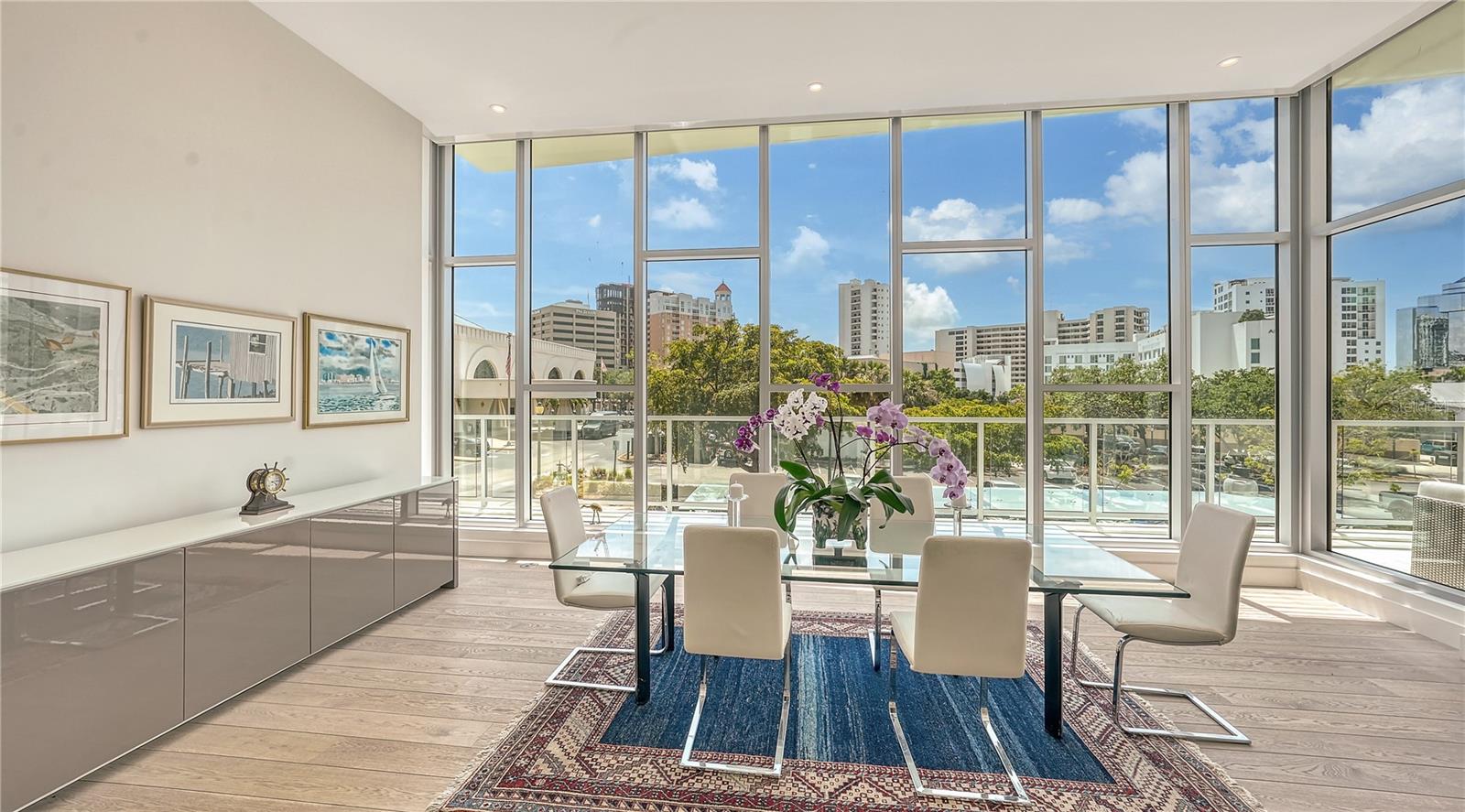 Image 5 of 43 For 1335 2nd Street Villa 2e