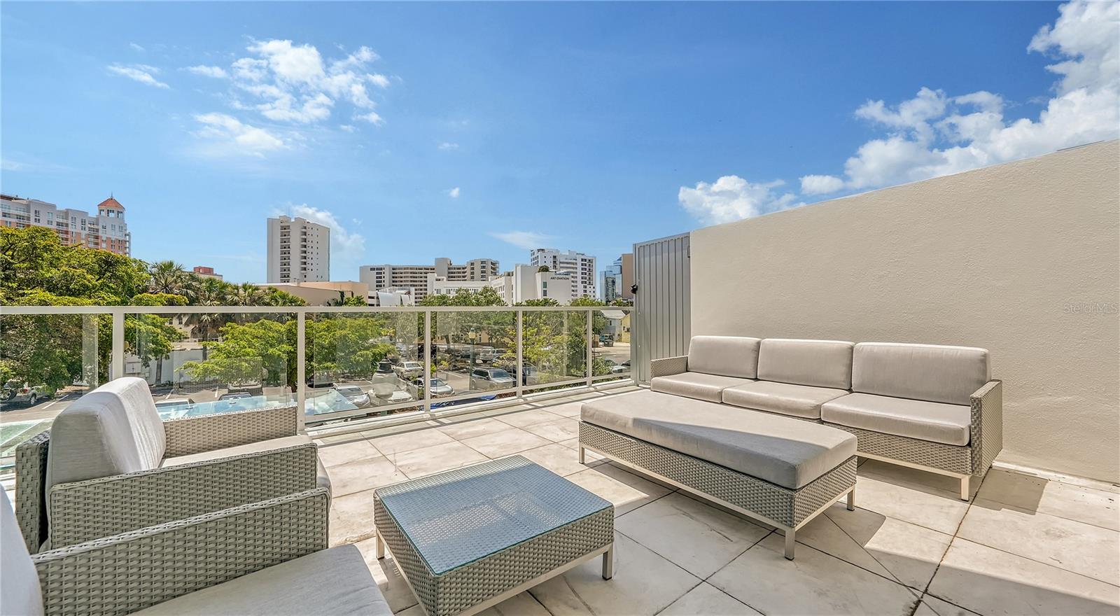 Image 7 of 43 For 1335 2nd Street Villa 2e