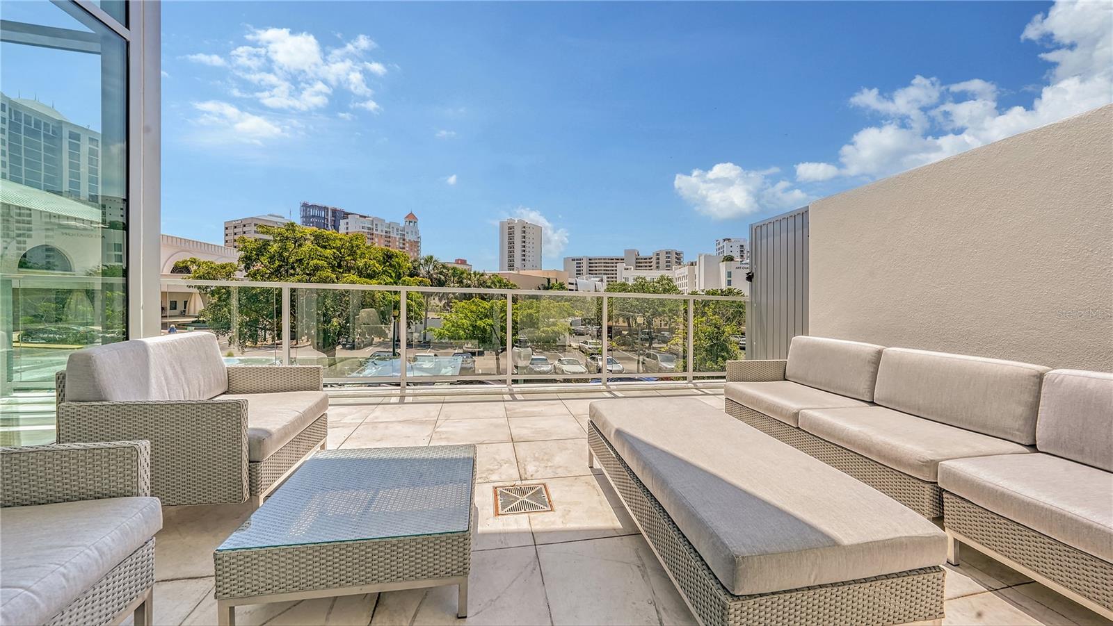 Image 8 of 43 For 1335 2nd Street Villa 2e