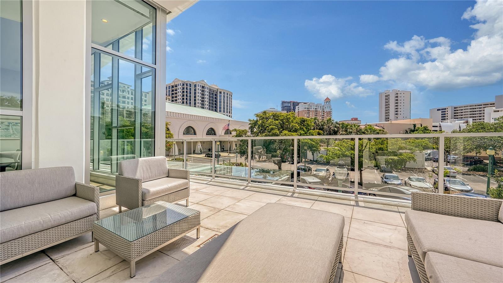 Image 9 of 43 For 1335 2nd Street Villa 2e