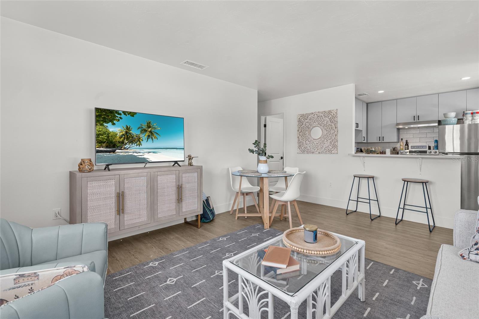 Image 28 of 49 For 2016 5th Street