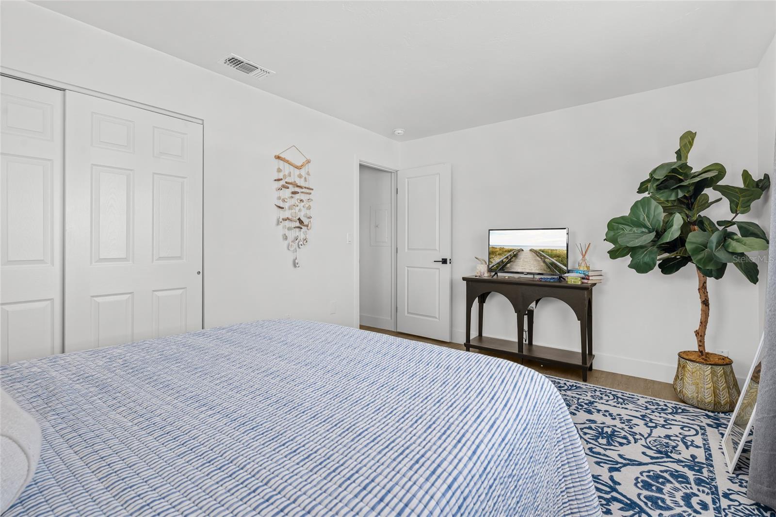 Image 41 of 49 For 2016 5th Street