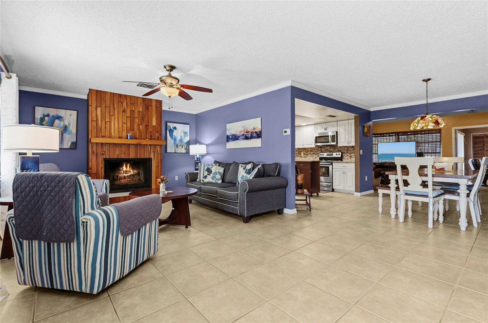 Image 11 of 63 For 2356 Teal Avenue