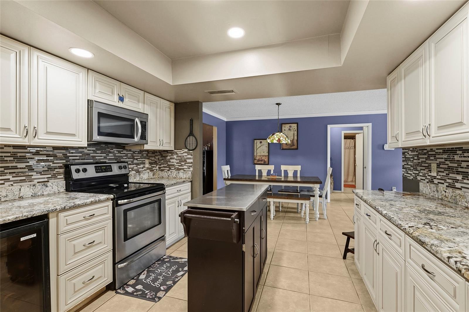 Image 21 of 63 For 2356 Teal Avenue