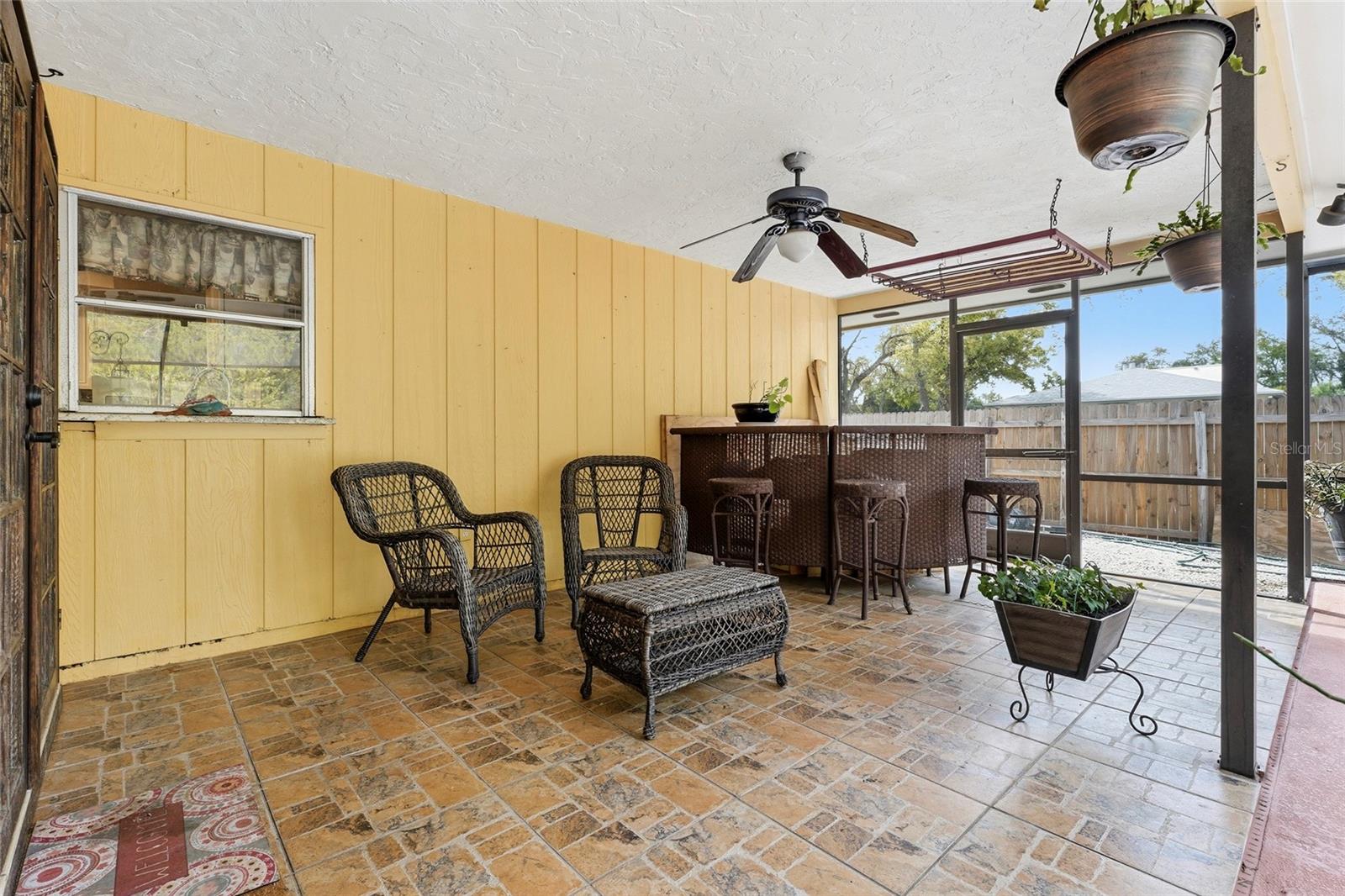 Image 39 of 63 For 2356 Teal Avenue