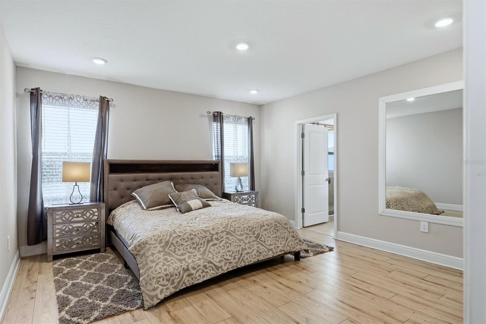 Image 22 of 56 For 12770 Indigo Breeze Drive