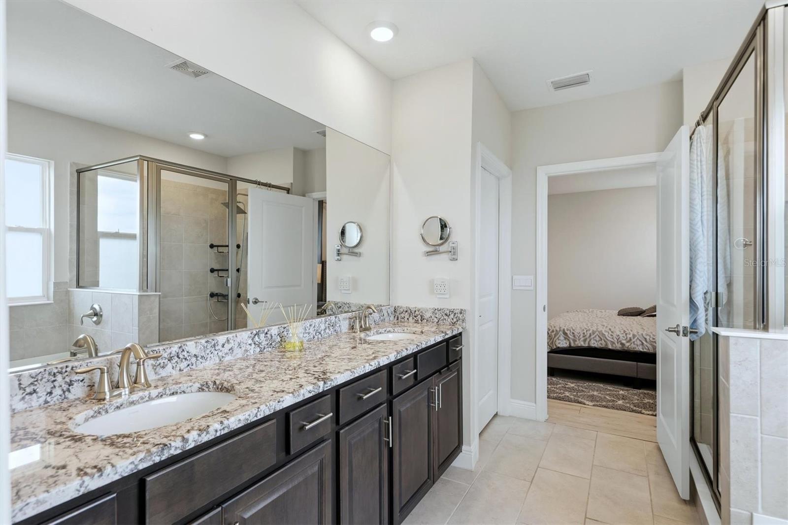 Image 25 of 56 For 12770 Indigo Breeze Drive