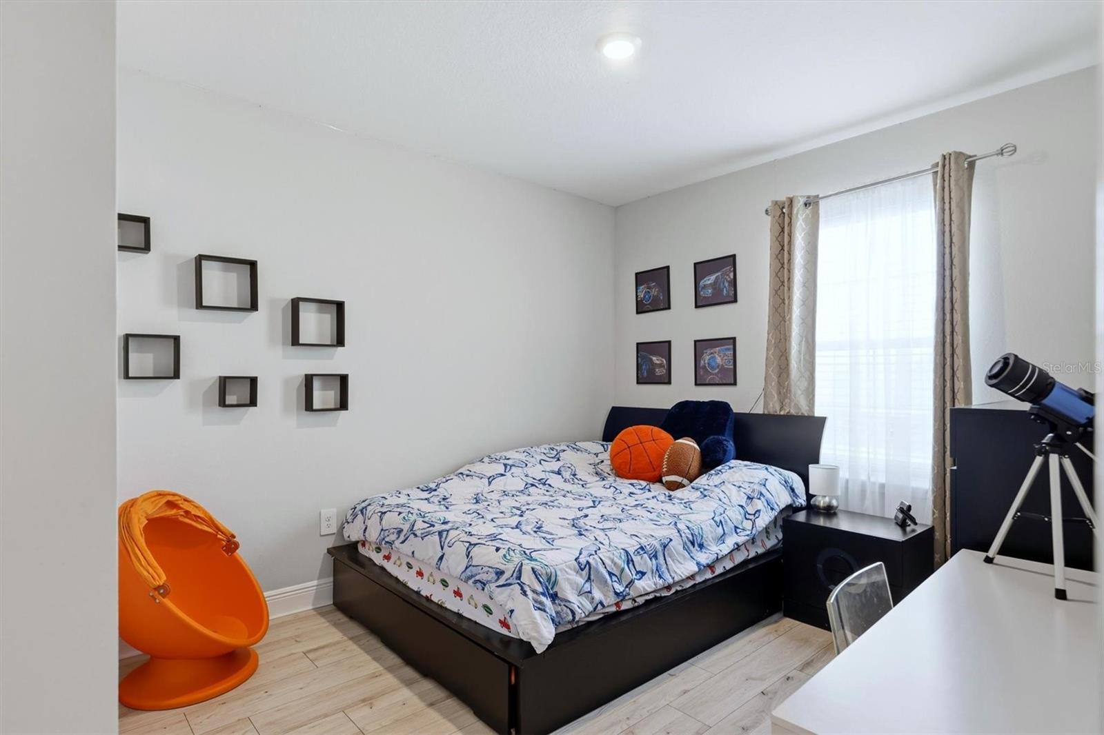 Image 30 of 56 For 12770 Indigo Breeze Drive