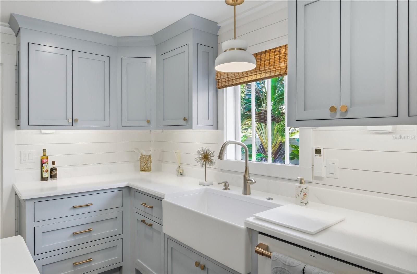 Image 15 of 46 For 2913 Gulf Drive