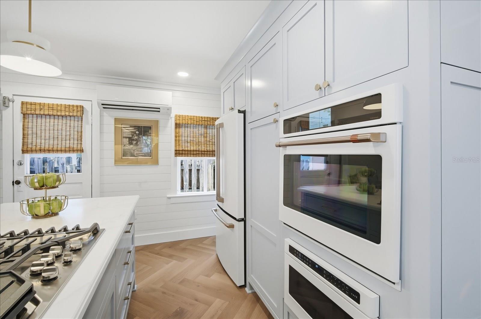 Image 16 of 46 For 2913 Gulf Drive