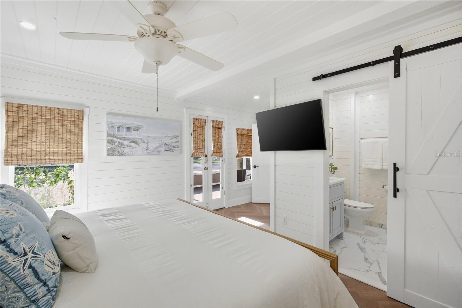 Image 25 of 46 For 2913 Gulf Drive