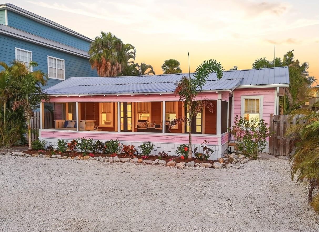 Image 3 of 46 For 2913 Gulf Drive