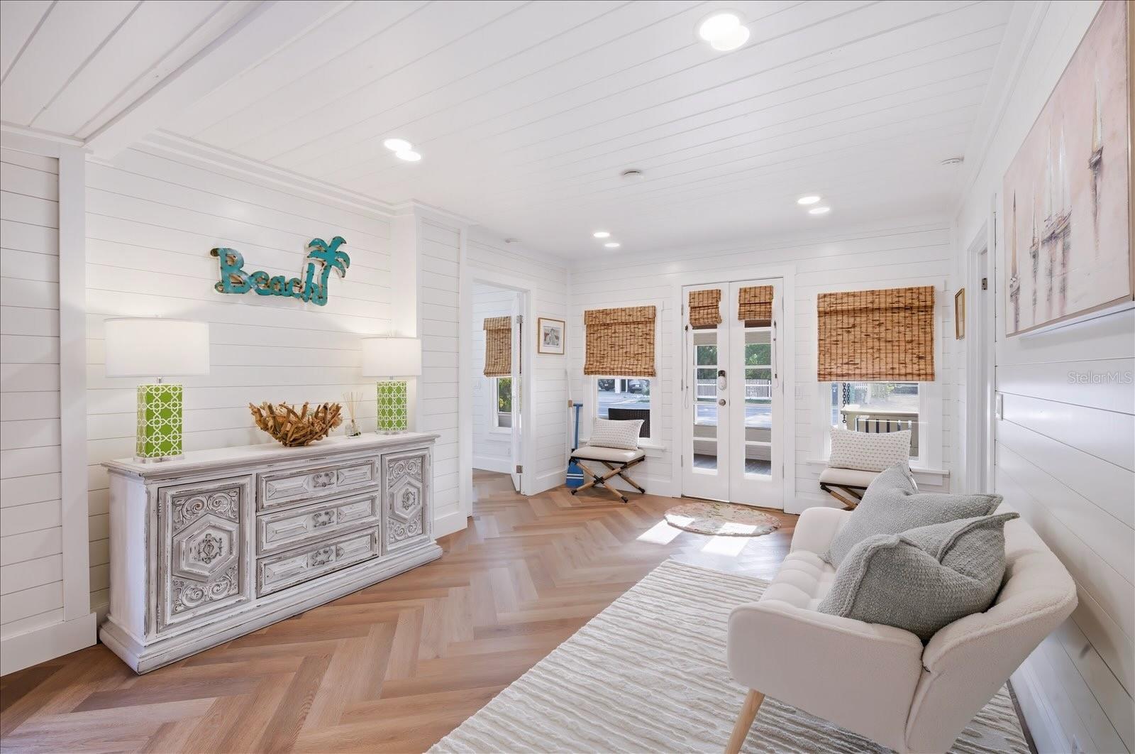 Image 9 of 46 For 2913 Gulf Drive