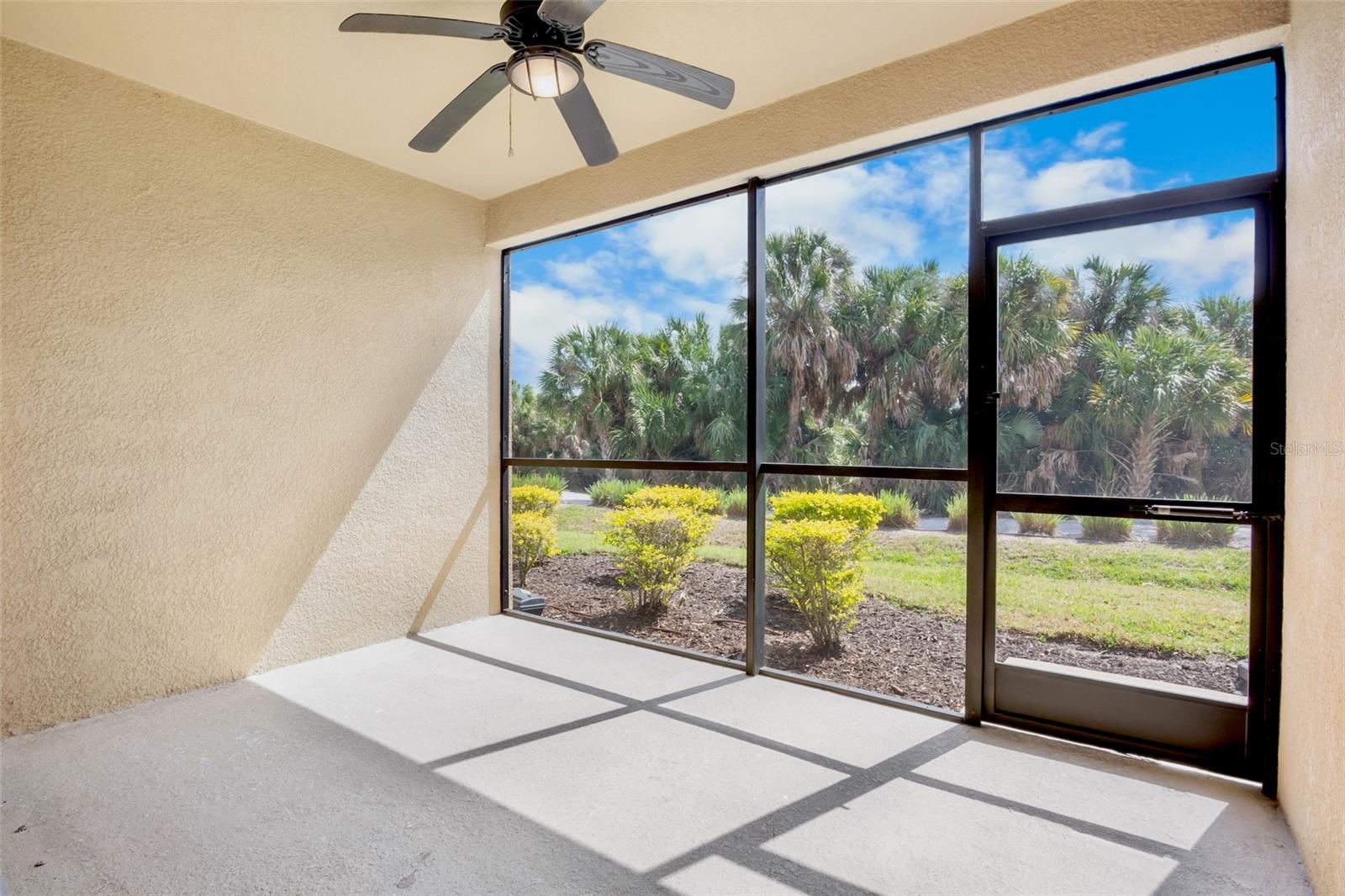 Image 13 of 36 For 5425 Cicerone Street 102