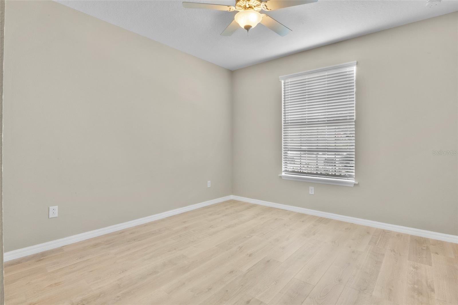 Image 18 of 36 For 5425 Cicerone Street 102