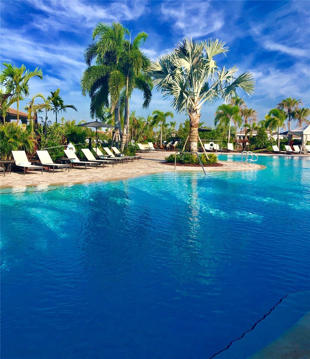 Image 29 of 36 For 5425 Cicerone Street 102