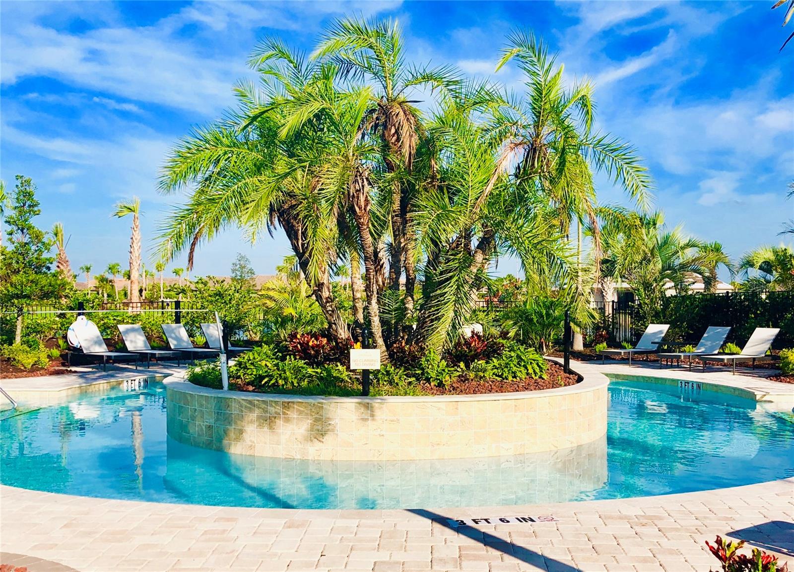 Image 31 of 36 For 5425 Cicerone Street 102