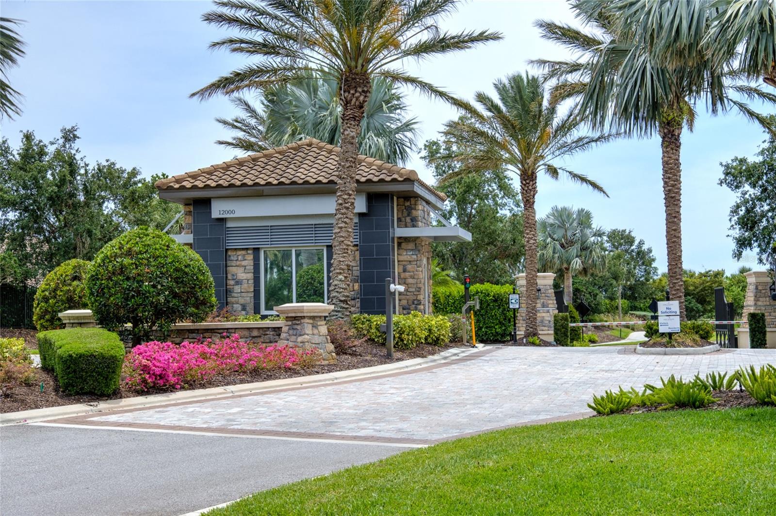 Image 35 of 36 For 5425 Cicerone Street 102