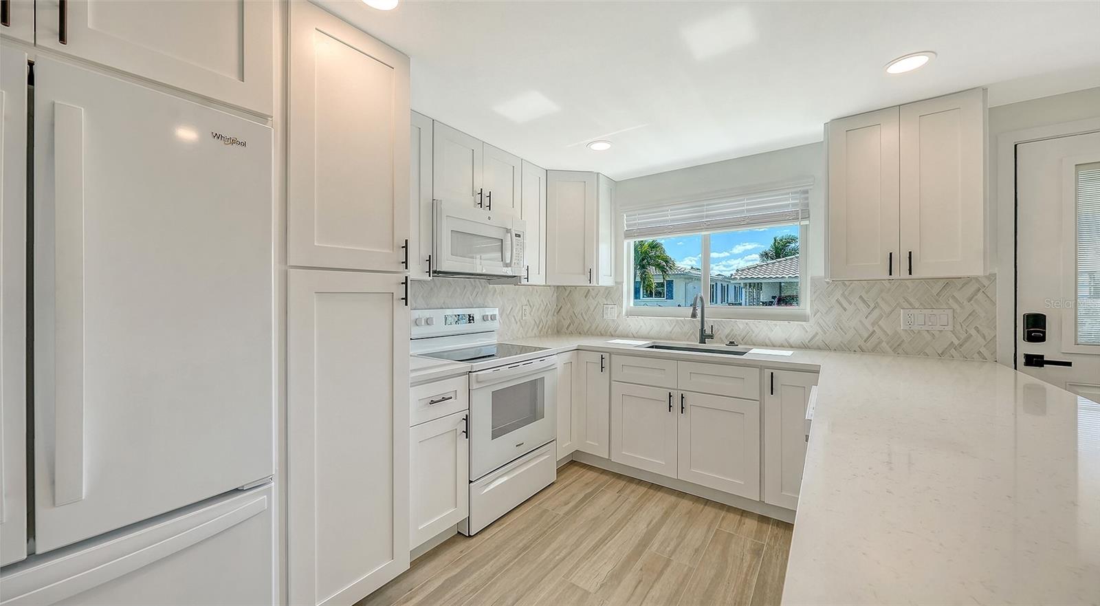 Image 12 of 70 For 909 Spanish Drive N