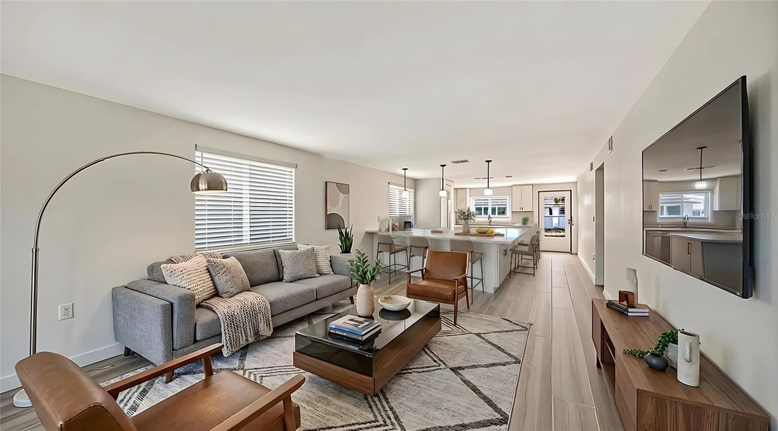 Image 14 of 70 For 909 Spanish Drive N