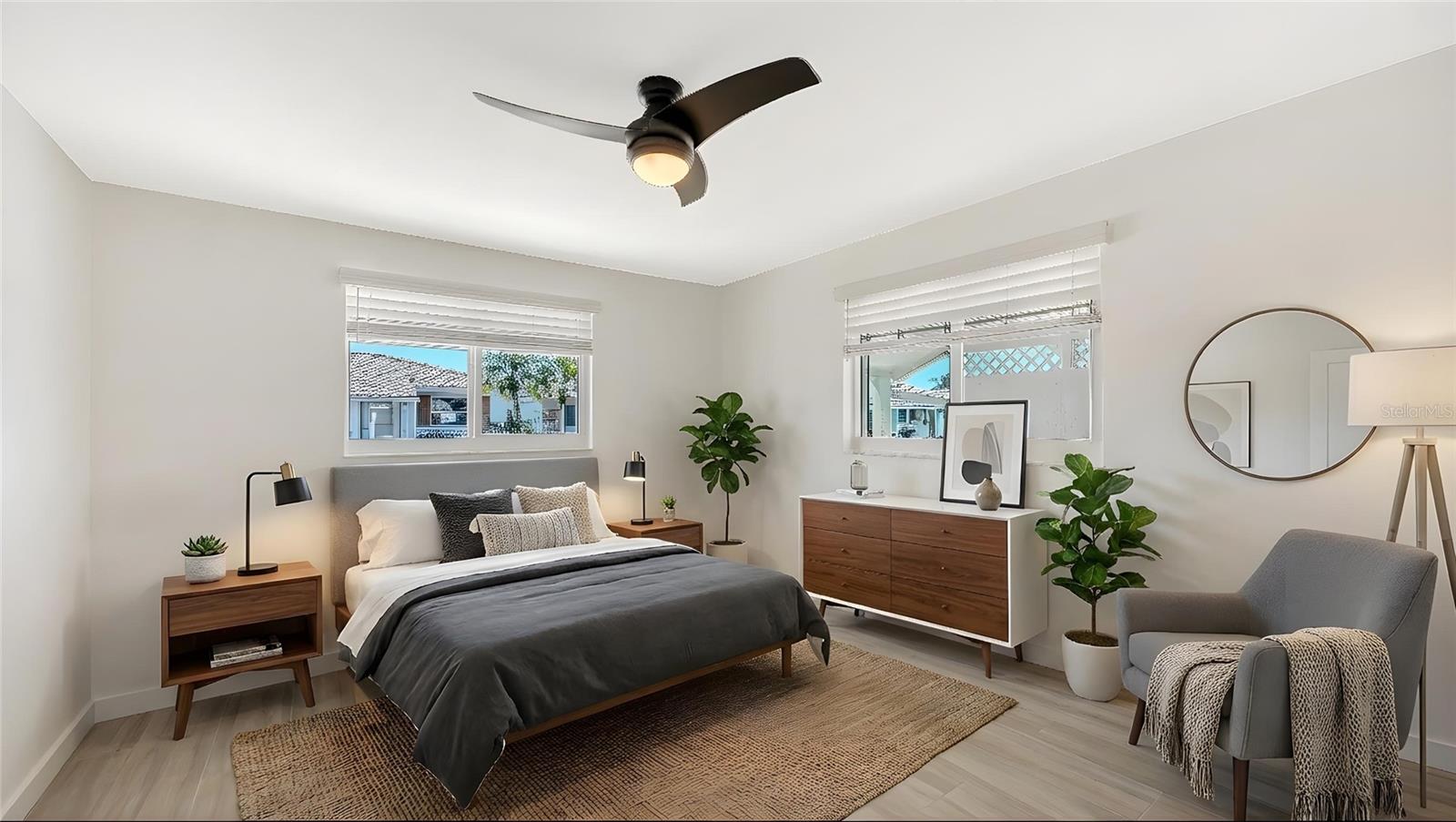 Image 24 of 70 For 909 Spanish Drive N