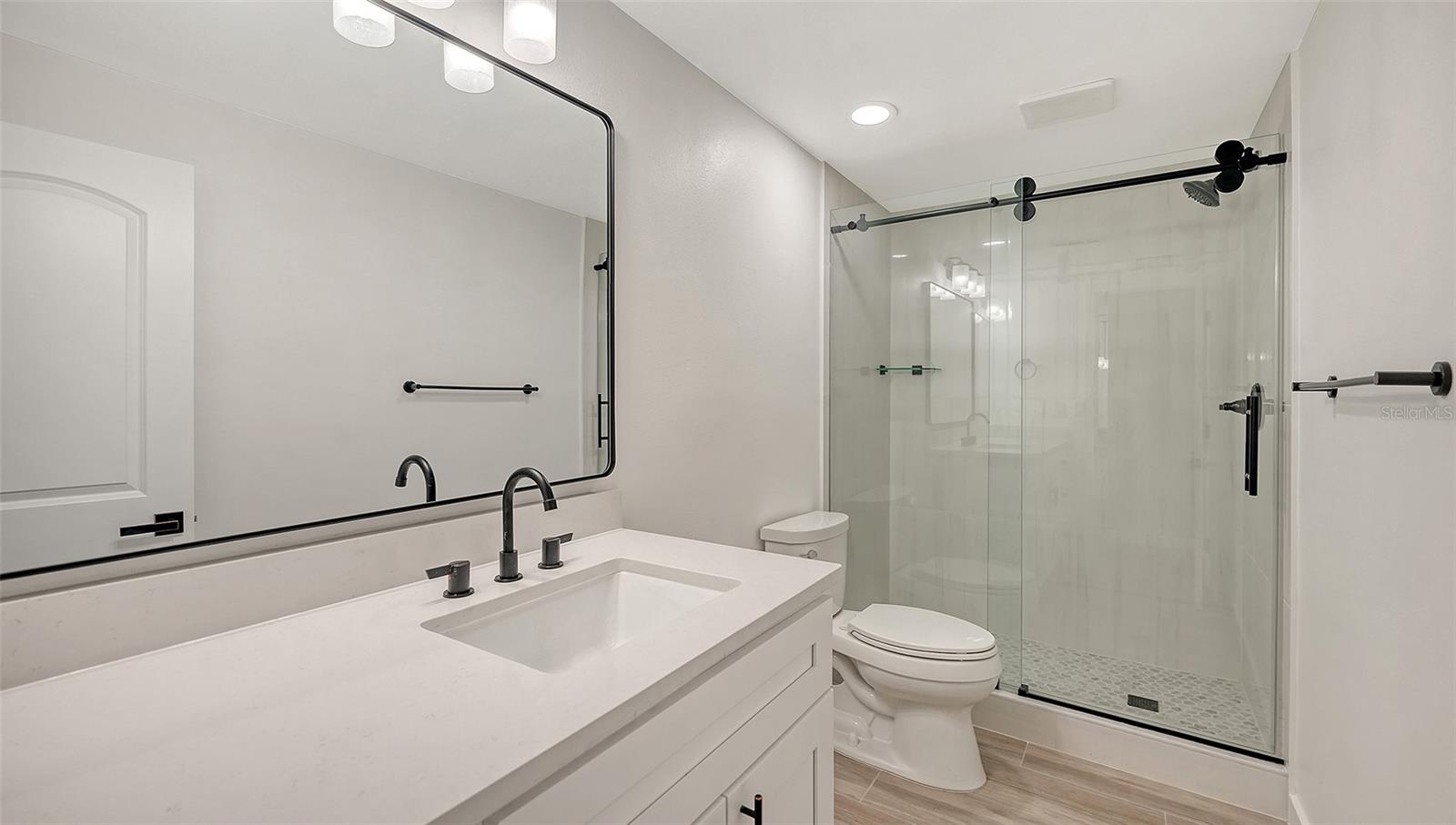 Image 29 of 70 For 909 Spanish Drive N