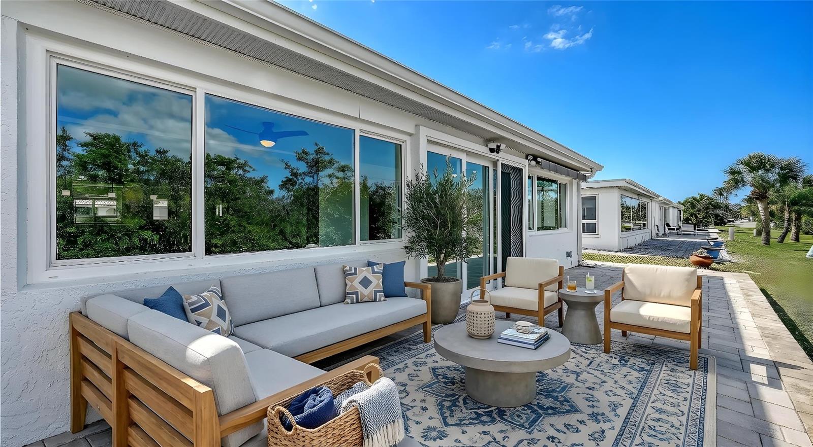 Image 32 of 70 For 909 Spanish Drive N