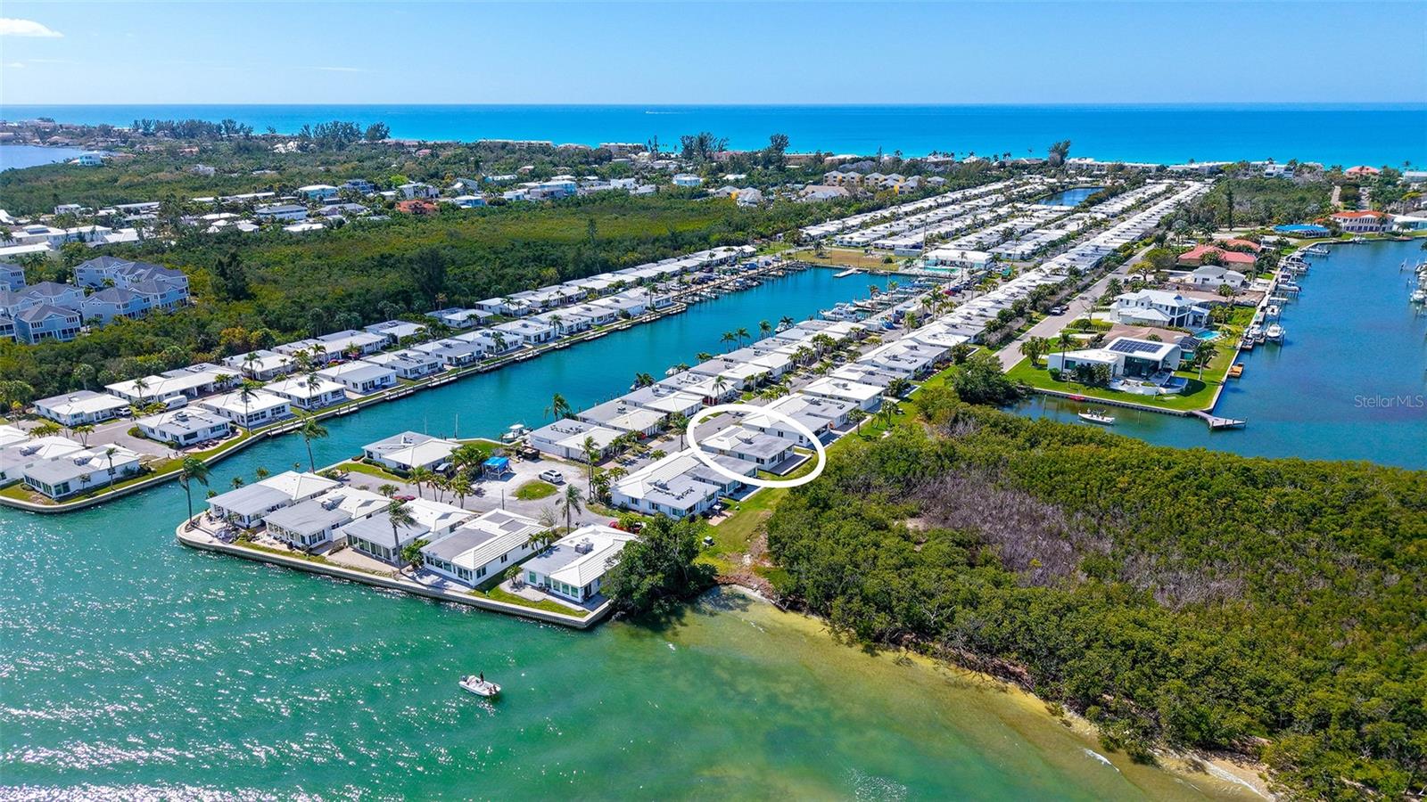 Image 69 of 70 For 909 Spanish Drive N