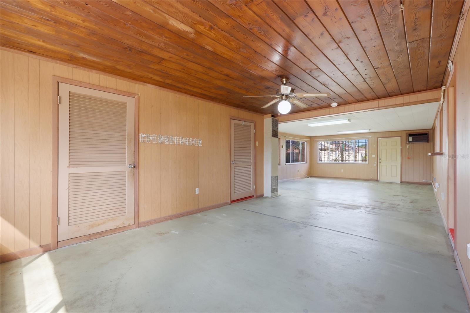 Image 11 of 27 For 2506 21st Avenue W