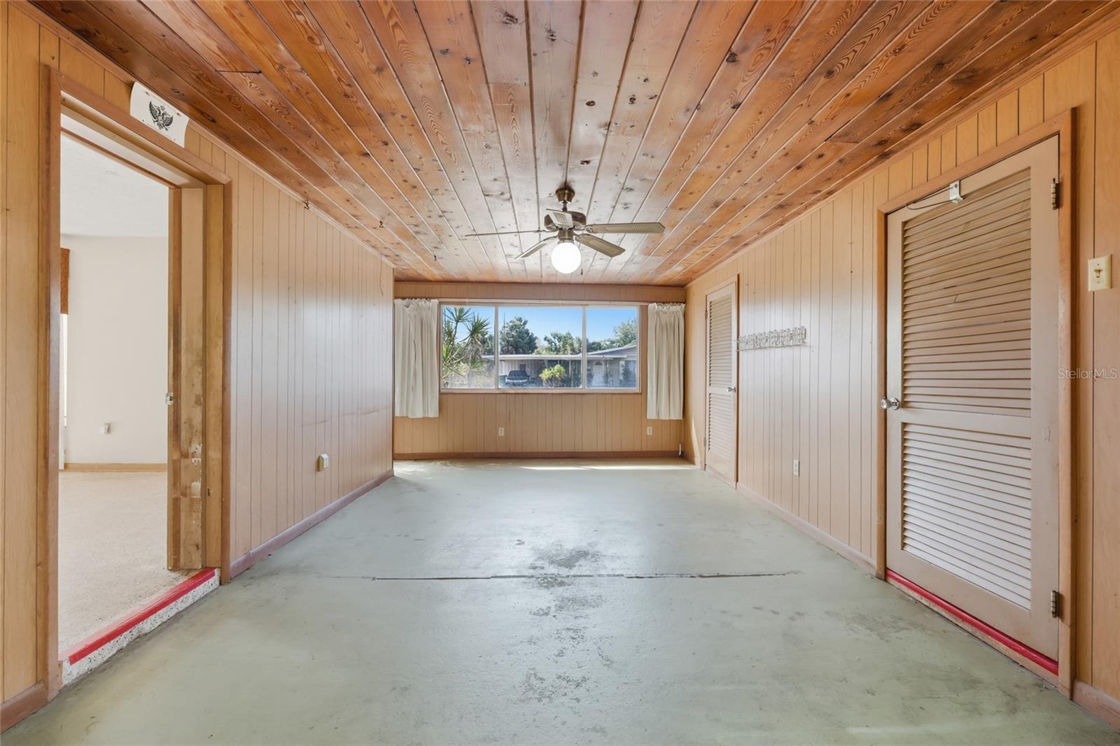 Image 12 of 27 For 2506 21st Avenue W