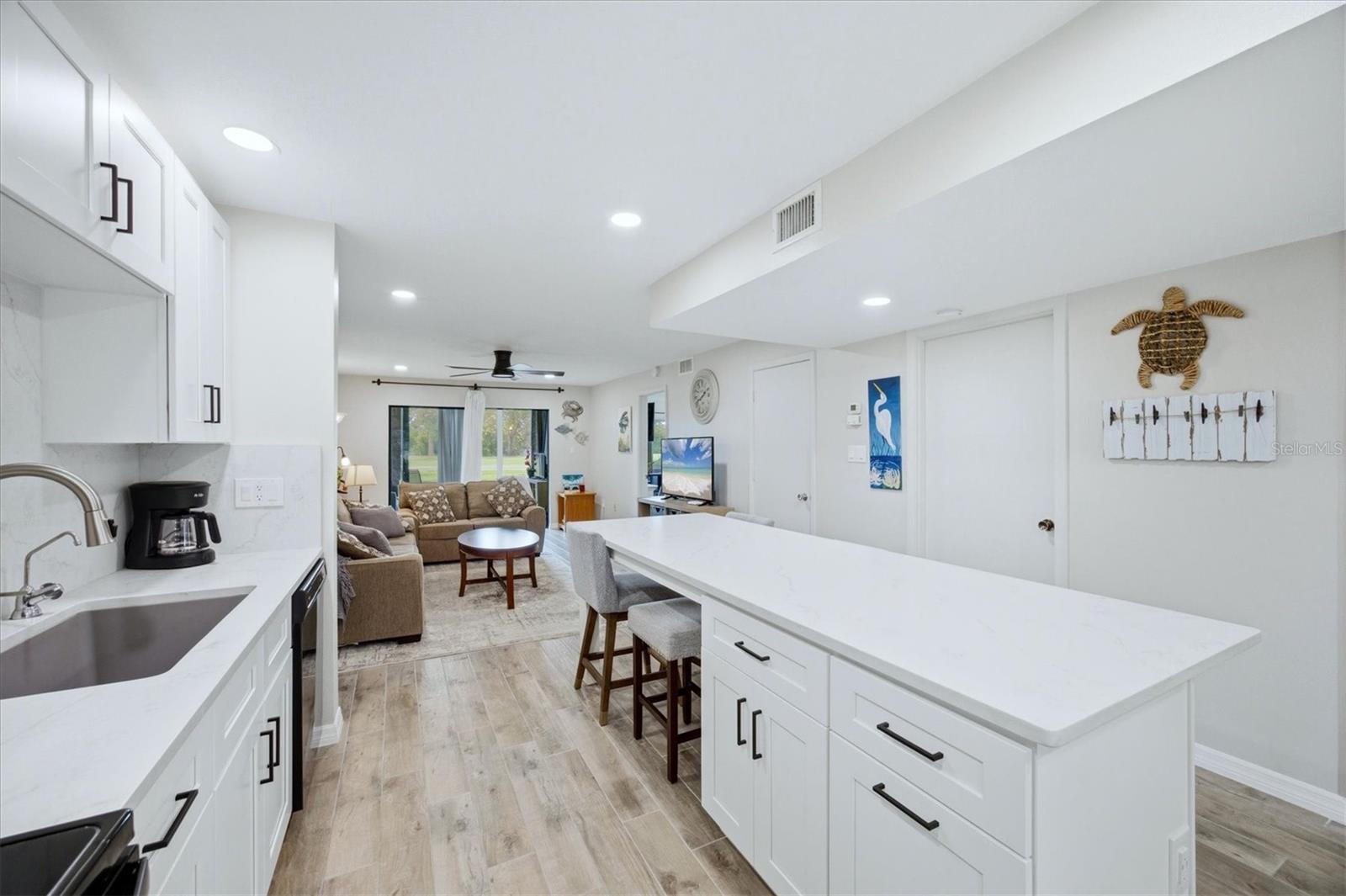 Image 16 of 96 For 4621 Longwater  111