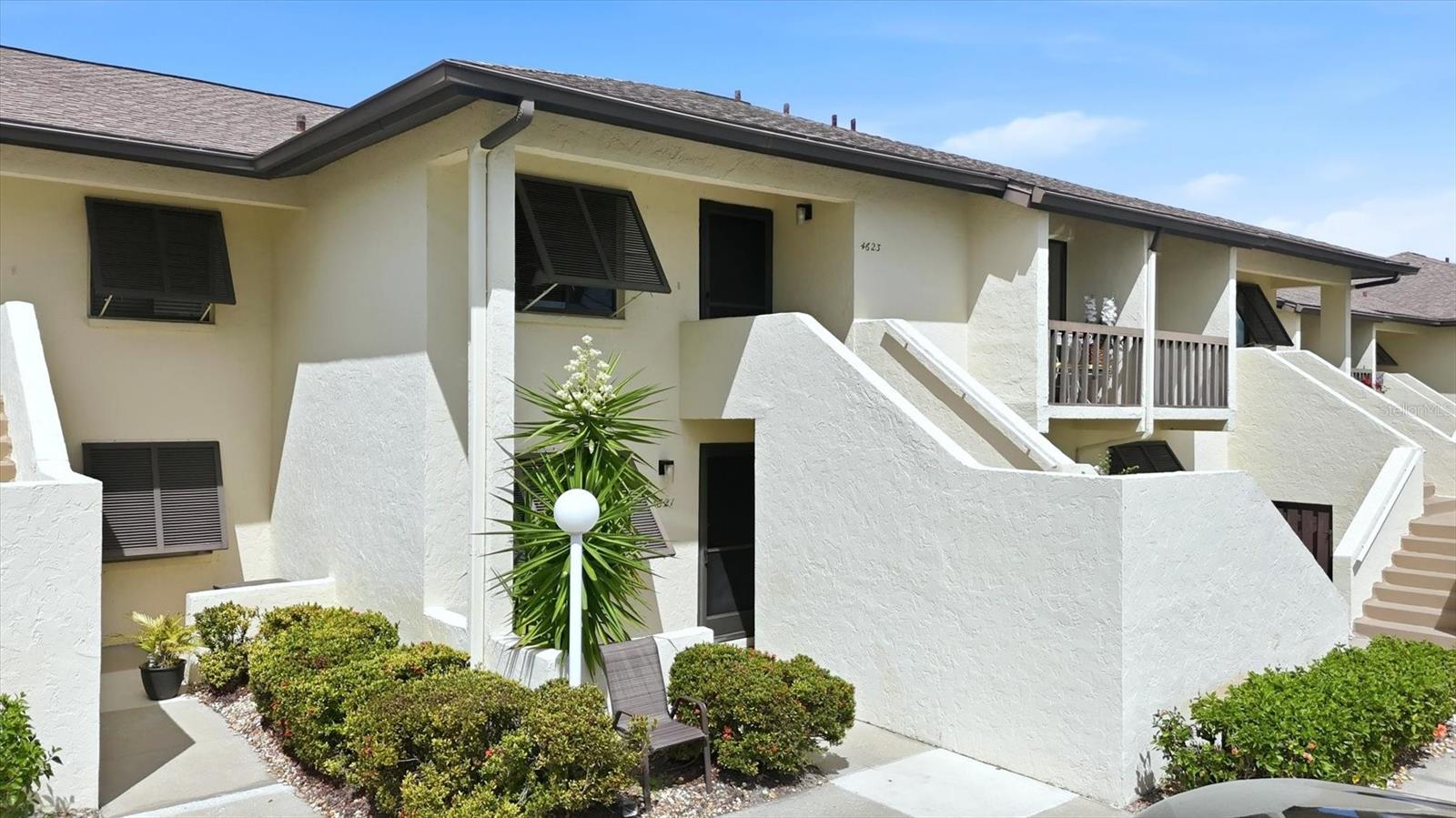 Image 2 of 96 For 4621 Longwater  111