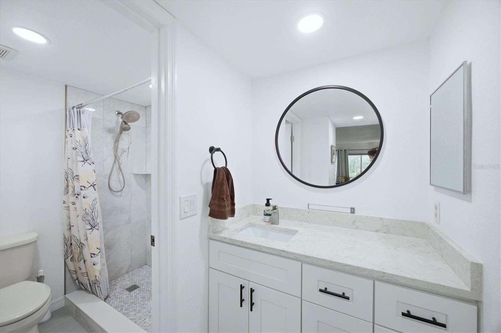 Image 24 of 96 For 4621 Longwater  111