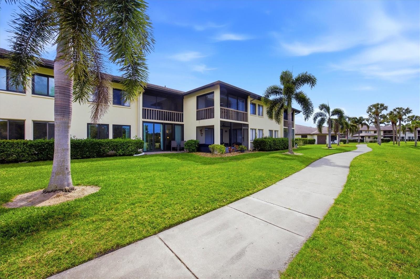 Image 34 of 96 For 4621 Longwater  111