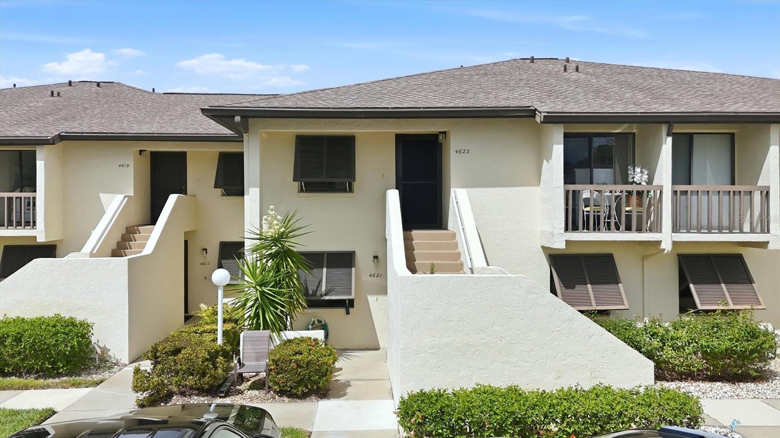 Image 4 of 96 For 4621 Longwater  111