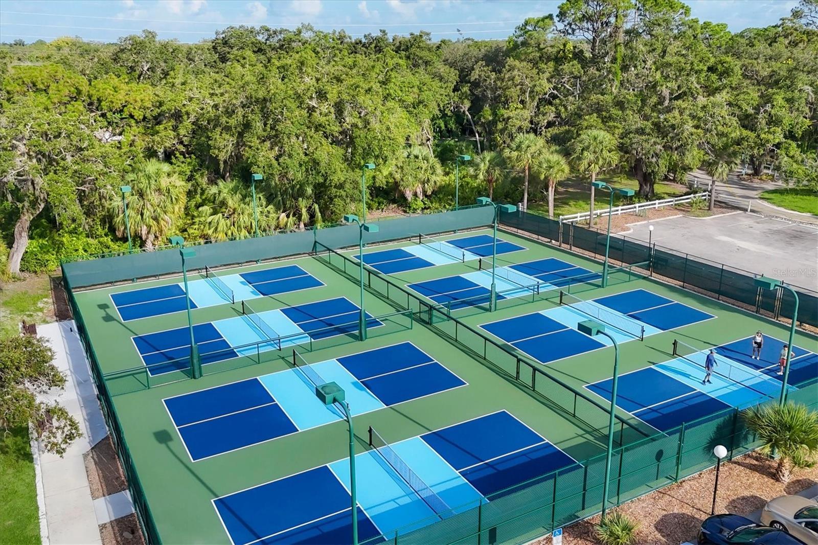 Image 44 of 96 For 4621 Longwater  111