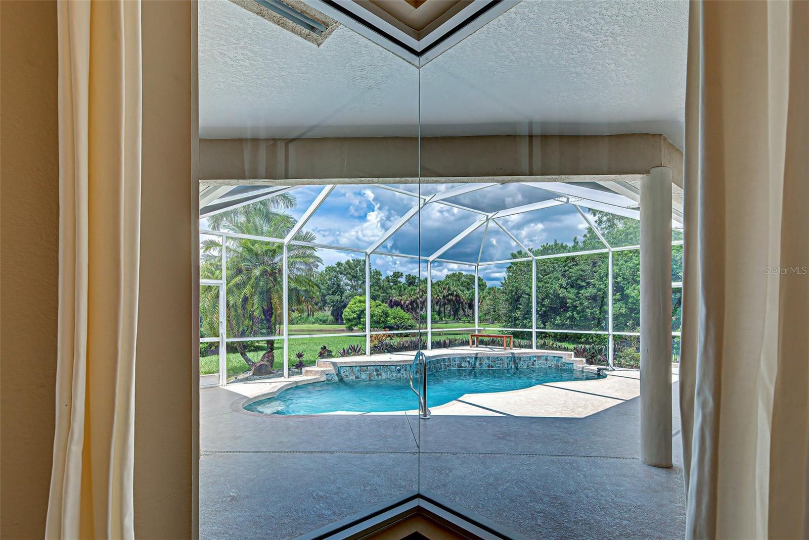 Image 12 of 53 For 7333 Featherstone Boulevard