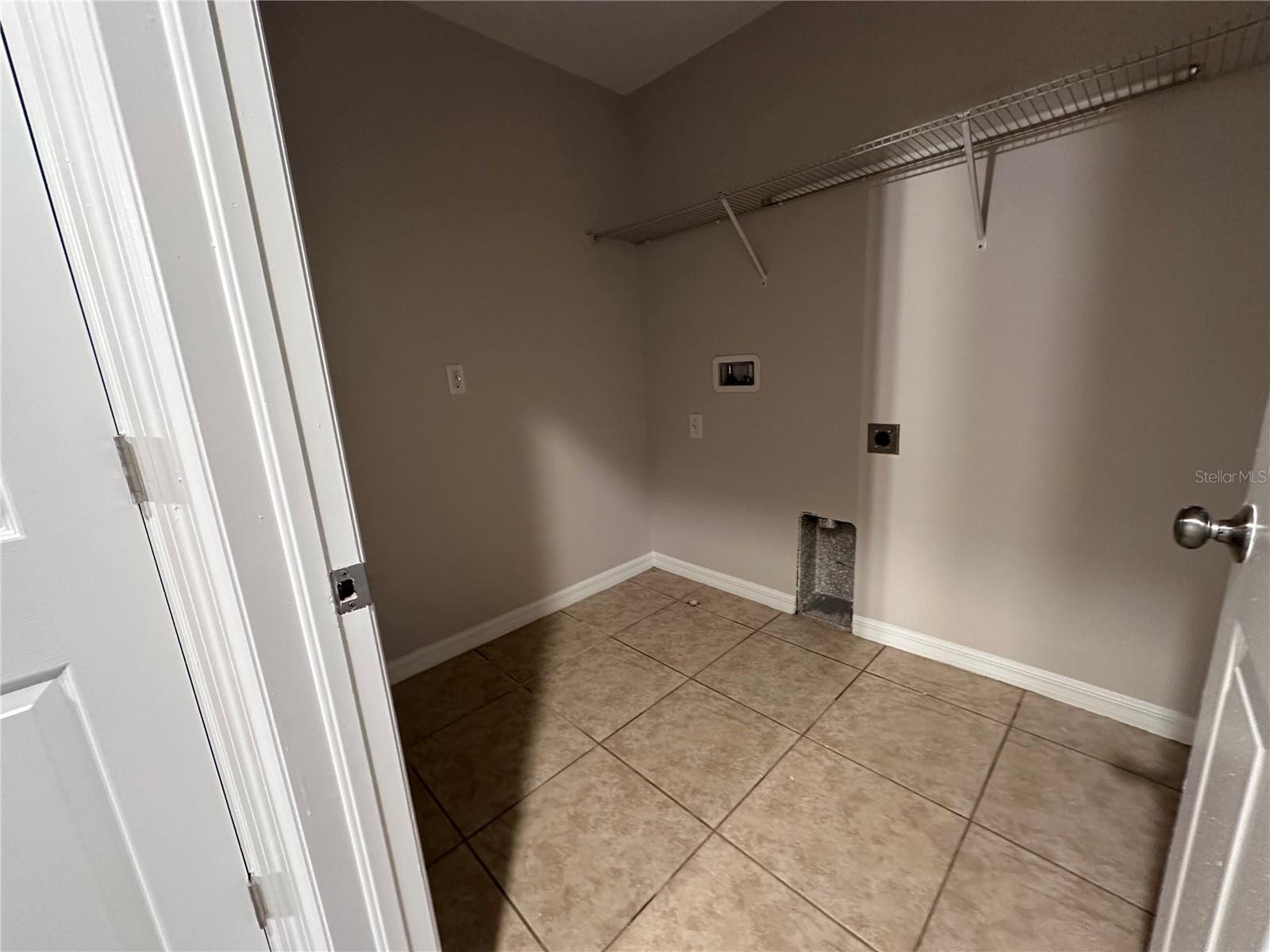 Image 21 of 24 For 6307 Pin Cherry Place