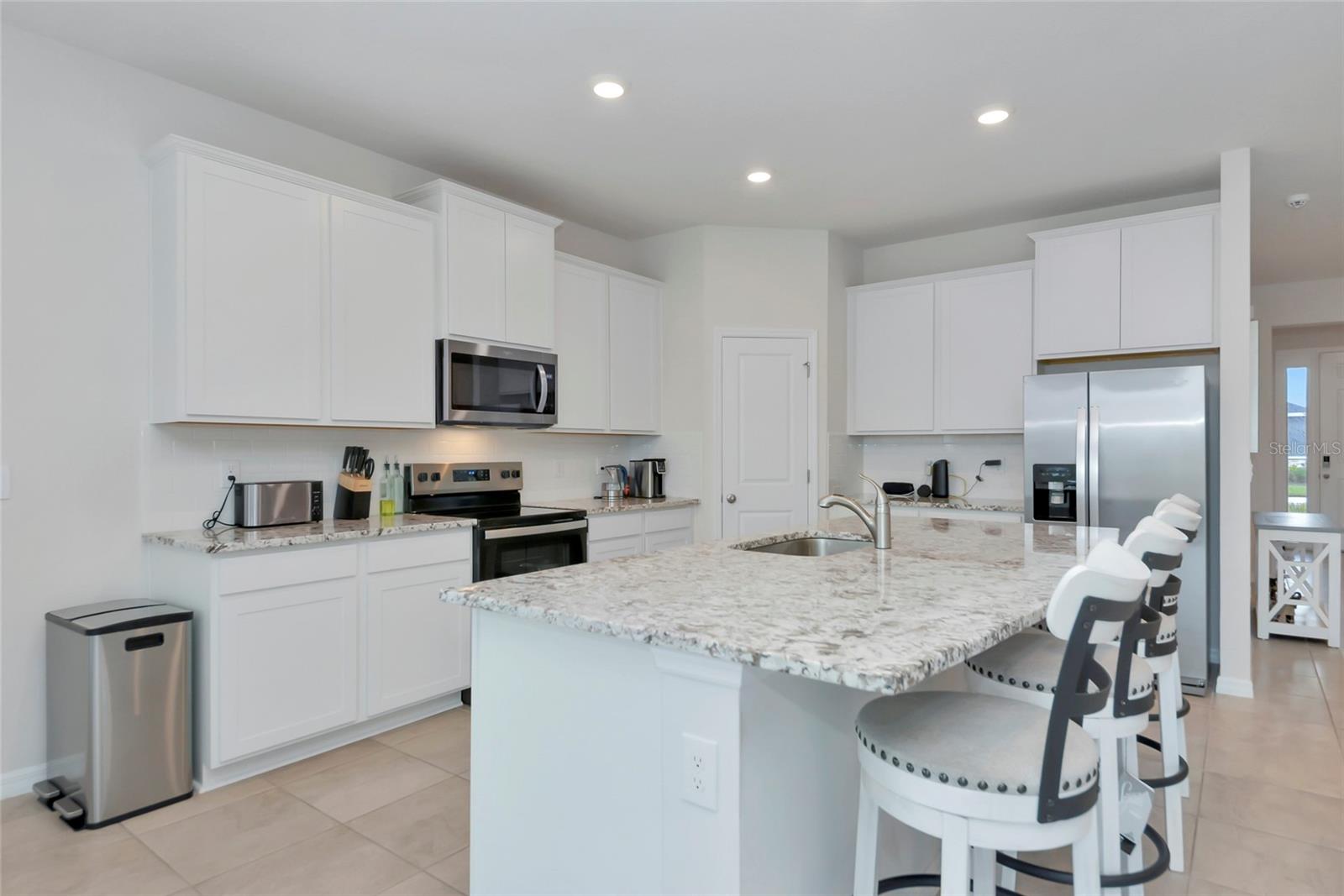 Image 11 of 65 For 627 160th Street E