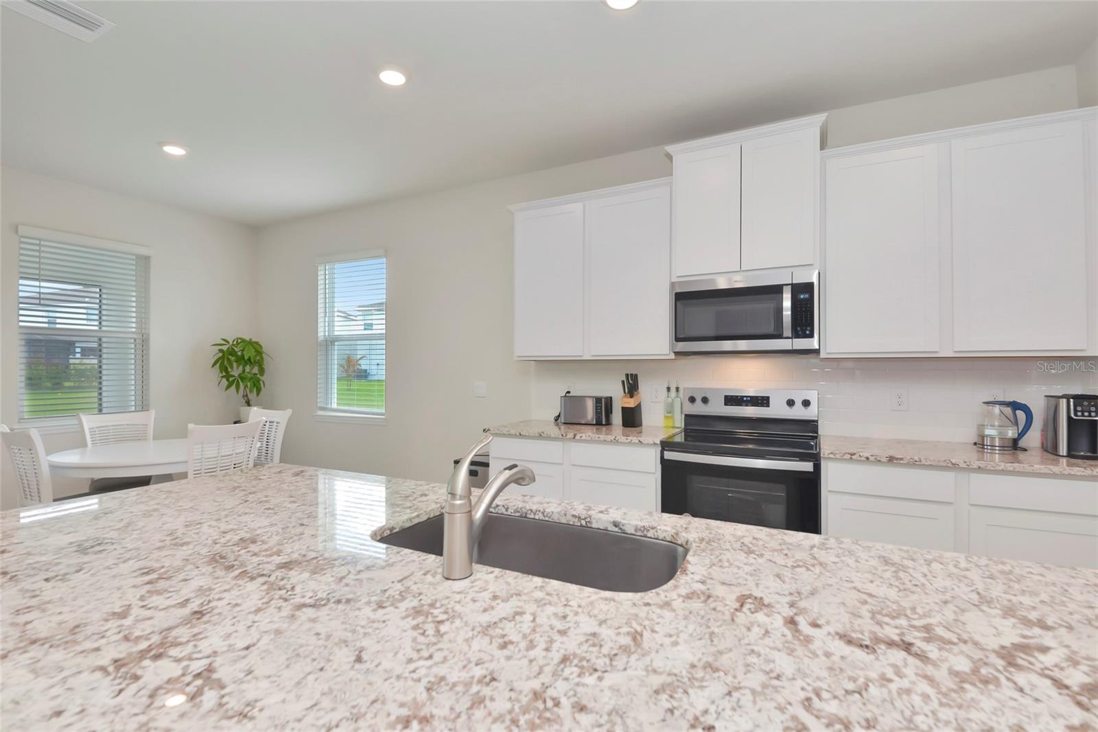 Image 12 of 65 For 627 160th Street E