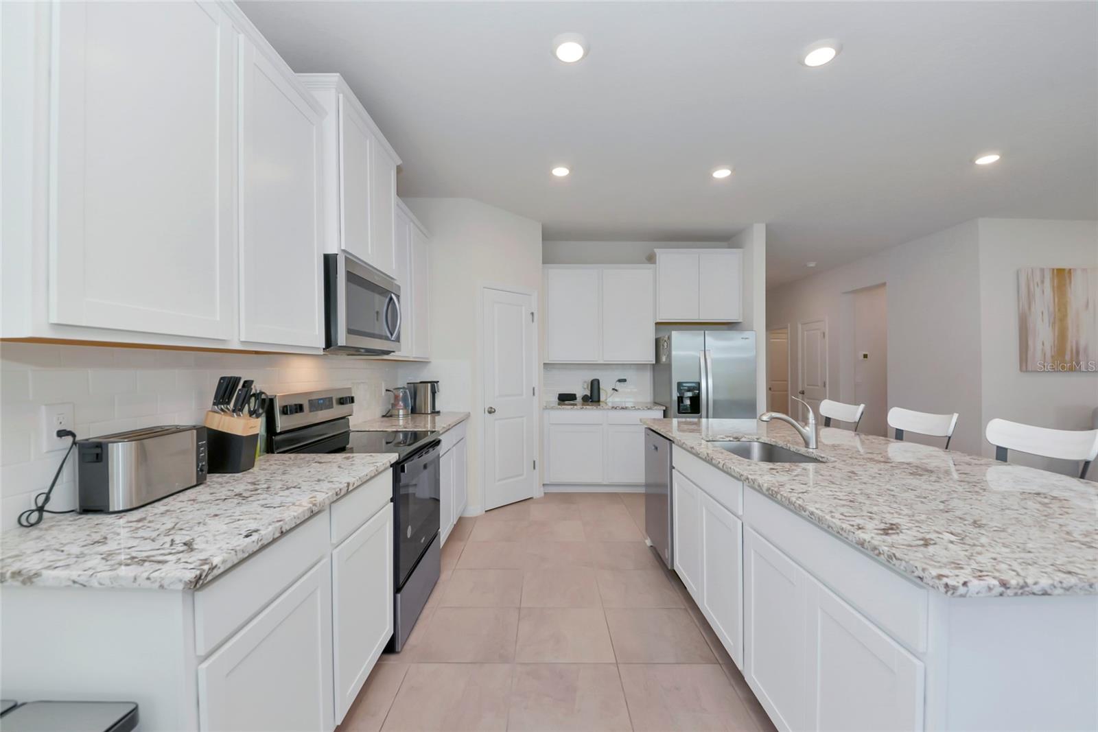 Image 13 of 65 For 627 160th Street E