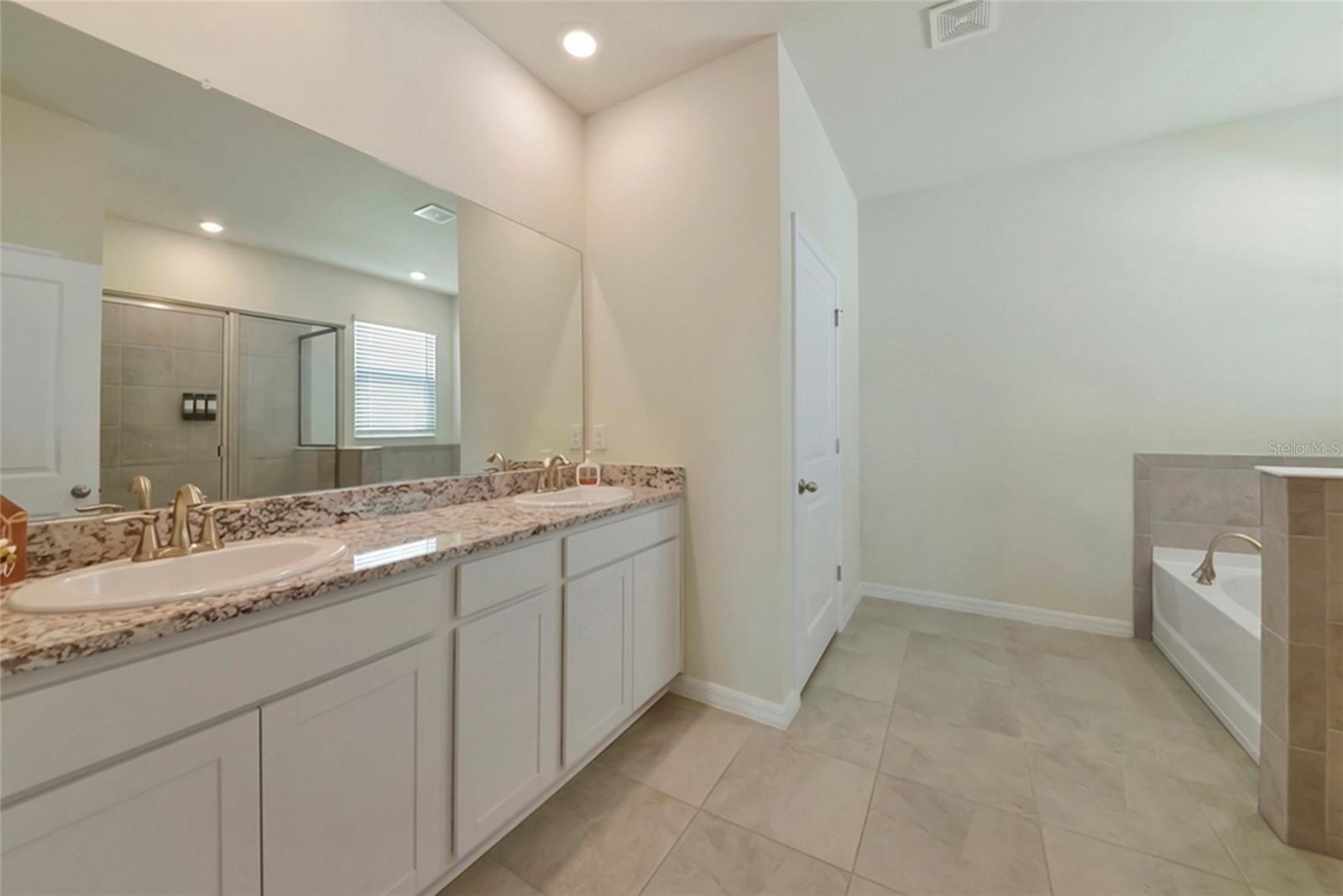 Image 20 of 65 For 627 160th Street E