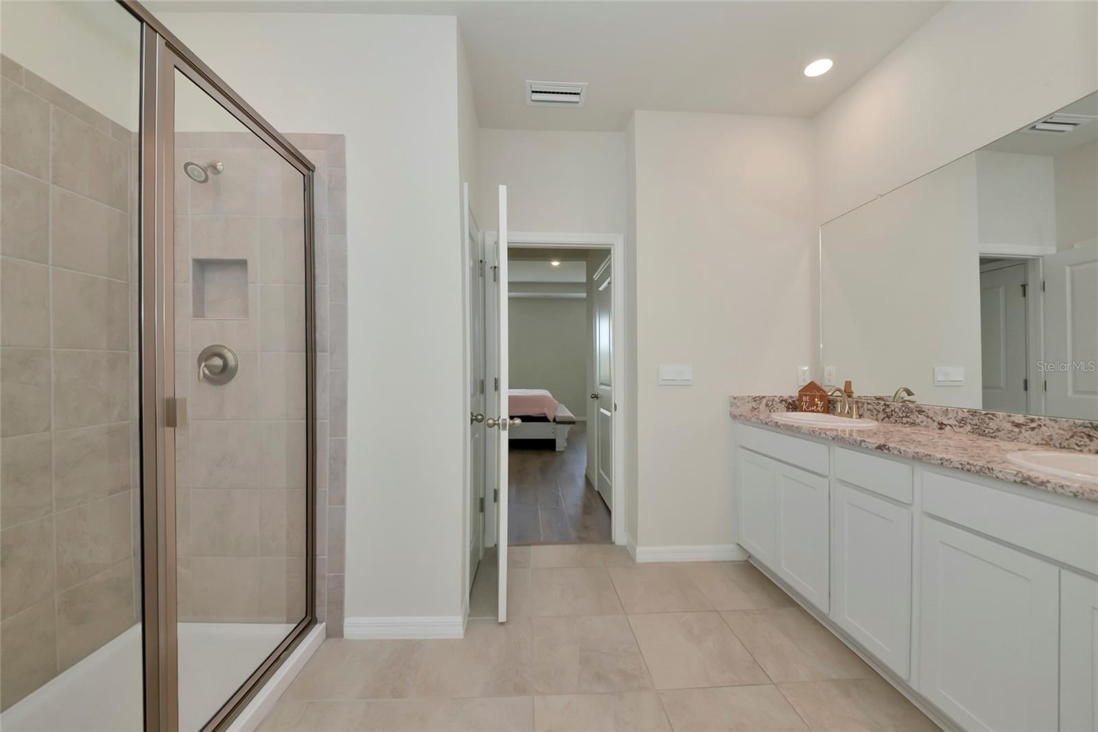 Image 22 of 65 For 627 160th Street E