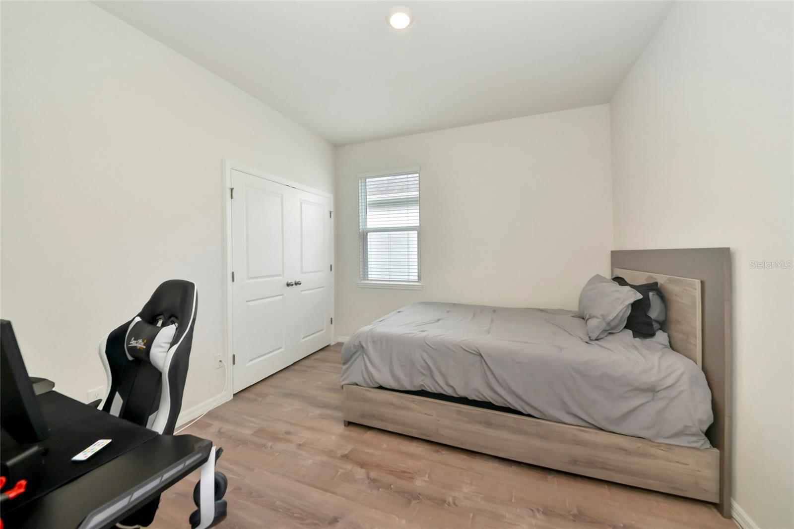 Image 23 of 65 For 627 160th Street E