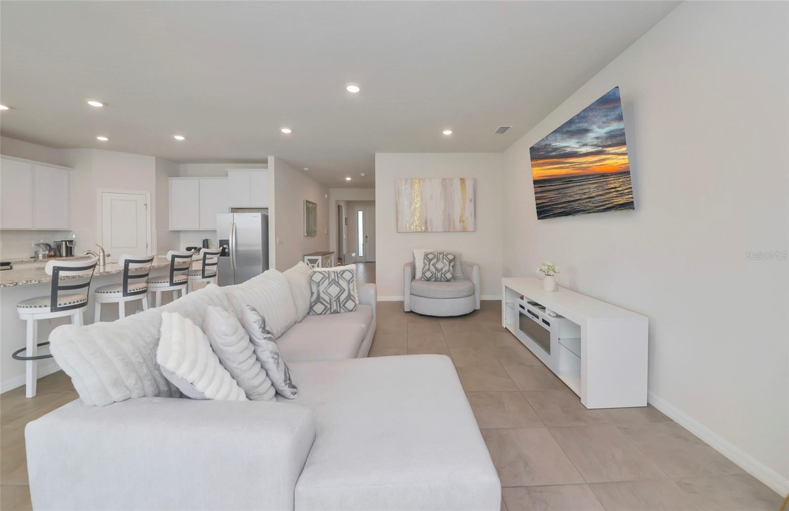 Image 5 of 65 For 627 160th Street E