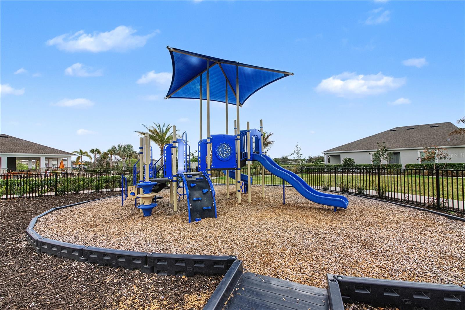 Image 52 of 65 For 627 160th Street E