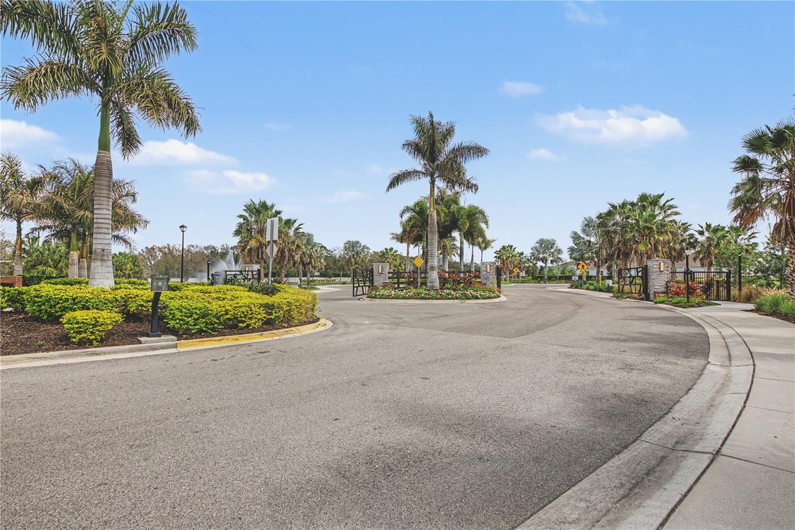 Image 57 of 65 For 627 160th Street E