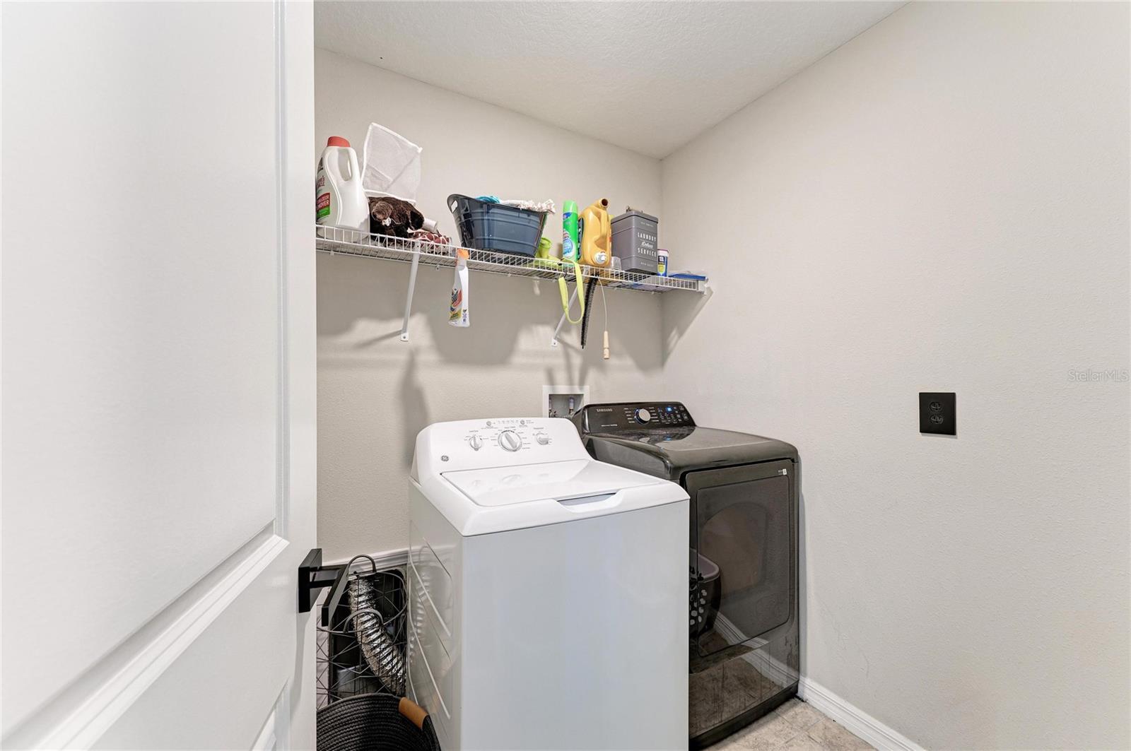 Image 38 of 48 For 17112 Yellow Pine Street