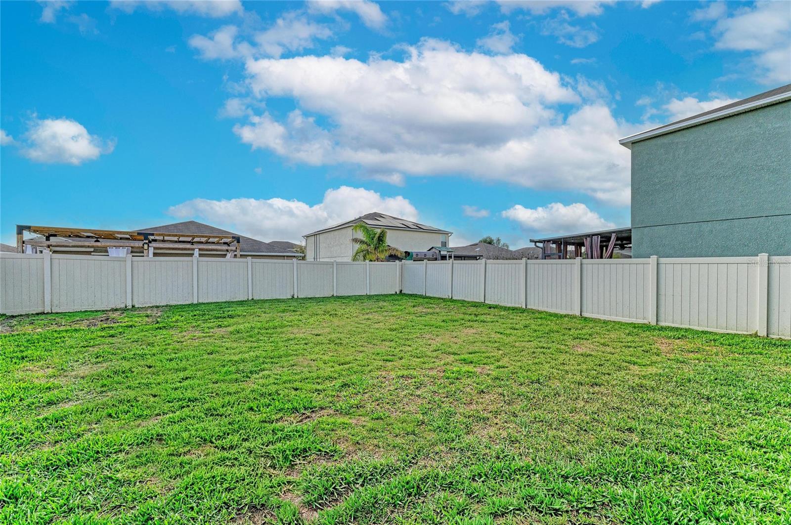 Image 39 of 48 For 17112 Yellow Pine Street