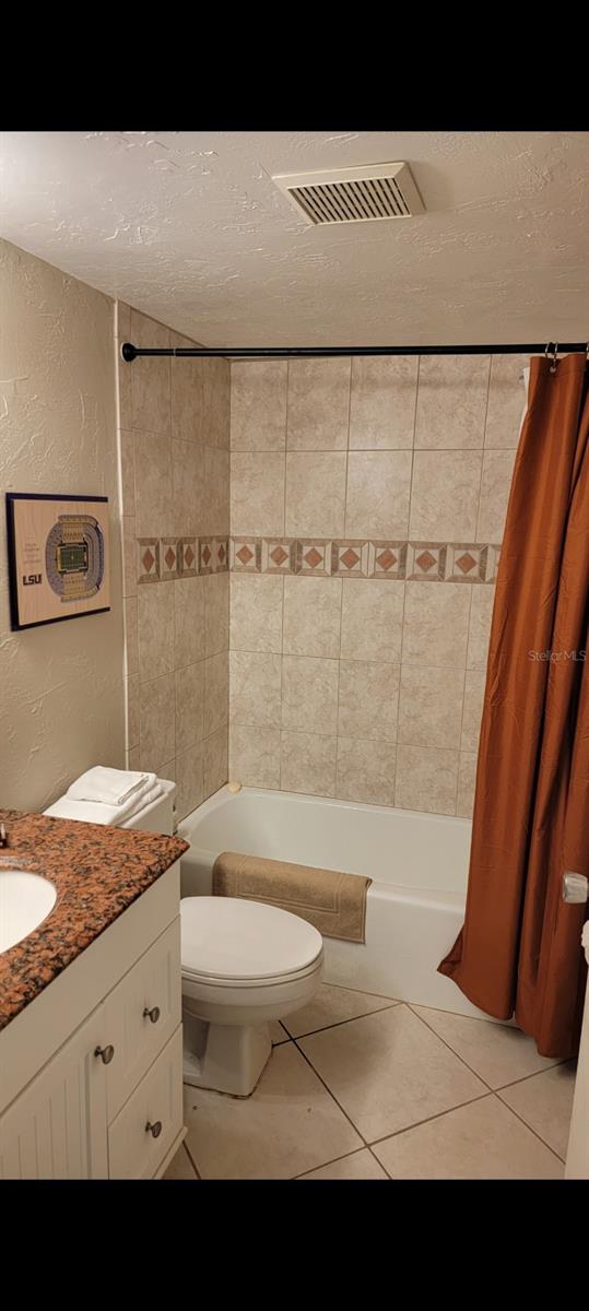 Image 23 of 25 For 5647 Summer Side Lane 41a